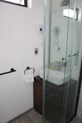 Ένα μπάνιο στο La Casa Mia Leon