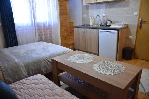 Una cama o camas en una habitación de Apartment VUK