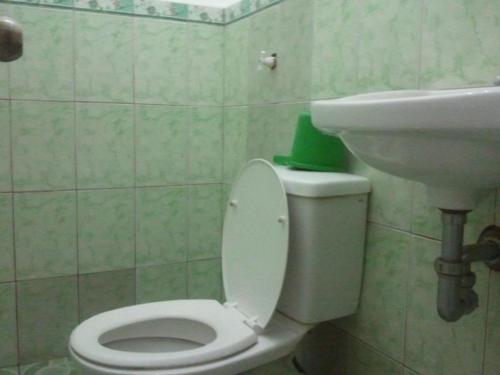 Koupelna v ubytování GV Hotel - Camiguin