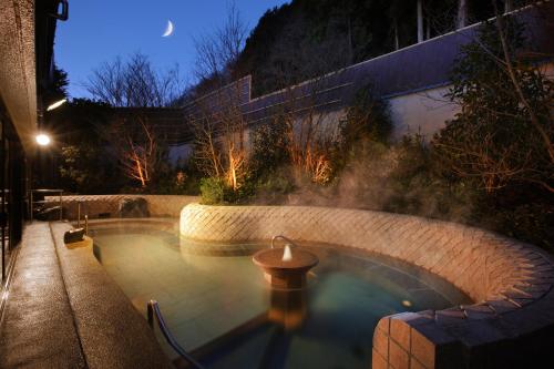 Πισίνα στο ή κοντά στο Kinugawa Grand Hotel Yumenotoki