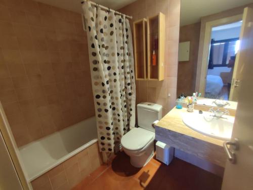 Kúpeľňa v ubytovaní MSJ 57 Apartamento en Marina Sant Jordi