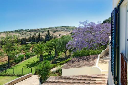 607 Villa Lorena