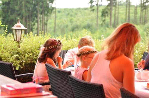 Гости Hotel Landhaus Berghof