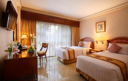 Gallery image of Ambhara Hotel in Jakarta