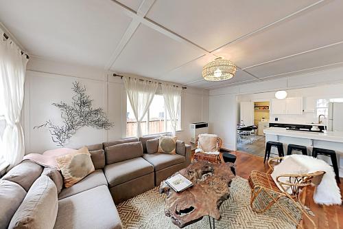 Ocean Breeze Cottage – Photos 2
