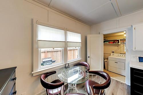 Ocean Breeze Cottage – Photos 3