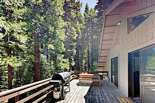 Mountain Charm – Photos 5