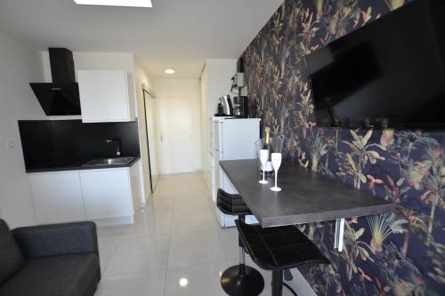 Studio Naturiste "TROPIQUES" Héliopolis FG