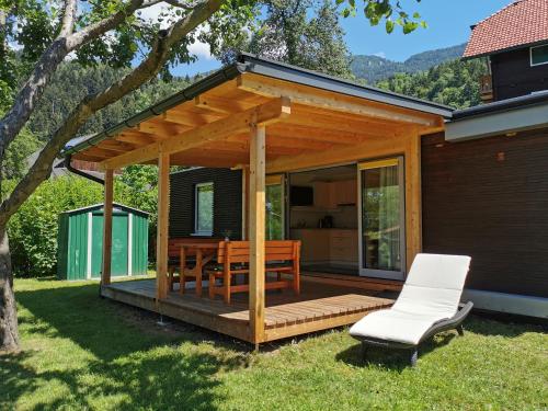 キャンプ場が所在する建物