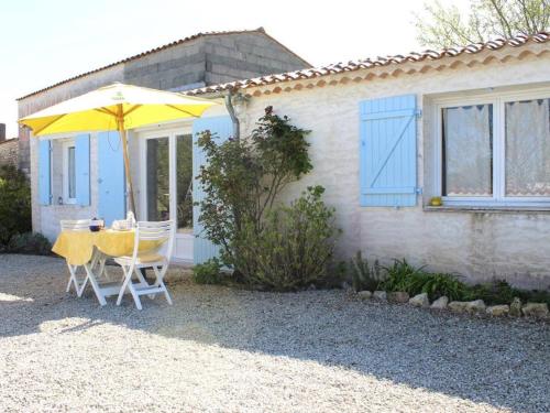 Charmante maison oléronaise avec cour, proche plage et centre, 2 couchages, ménage inclus - FR-1-246A-371