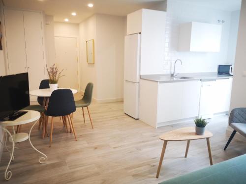 Kuchyňa alebo kuchynka v ubytovaní Beautiful Apartment in the heart of seville