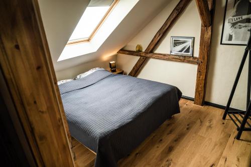 Tempat tidur dalam kamar di Rheinfreunde Bingen