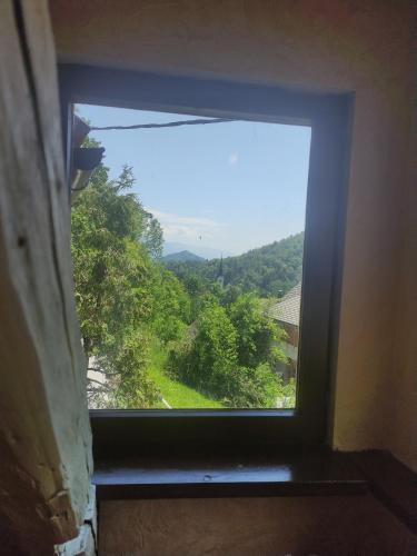 Nespecifikovaný výhled na hory nebo výhled na hory při pohledu z apartmánu
