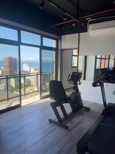 Top Flat Leblon, Piscina Vista Mar, 2 Quadras da Praia, Academia Vista Mar e Arrumação Diária By Tata tesisinde fitness merkezi ve/veya fitness olanakları