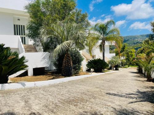 TIRRENO DEGLI DEI - nature & family residence