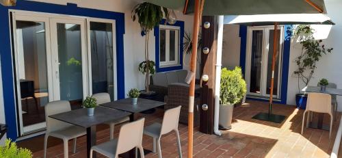 Imagen de la galería de ApraHouseLoule Guesthouse, en Loulé
