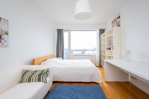 Postel nebo postele na pokoji v ubytování Двухкомнатная квартира в центре города