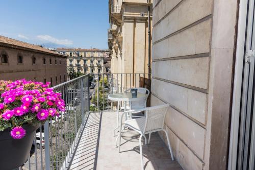 Gallery image of Dimora Lupo_LifeStyle B&B in Catania