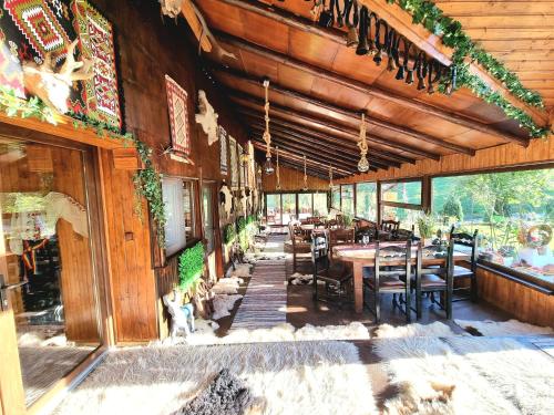 Gallery image of Lângă Stână in Curtea de Argeş