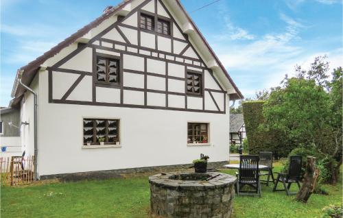 Amazing home in Monschau-Hfen with 4 Bedrooms and WiFi