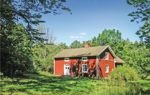 Φωτογραφία από το άλμπουμ του Stunning Home In Lönashult With Kitchen σε Tvetaryd