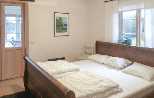 BurserydにあるStunning Home In Burseryd With 3 Bedrooms, Sauna And Wifiのギャラリーの写真