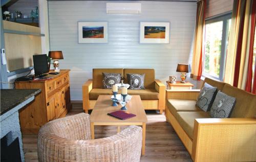 O zonă de relaxare la Ferienhaus 102 In Kirchheim