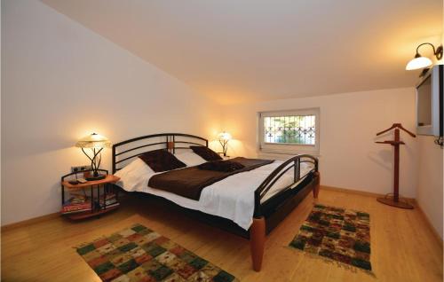 Postel nebo postele na pokoji v ubytování Lovely Home In Izola With Kitchen