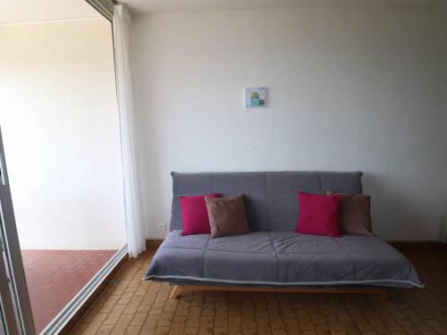 Photo de la galerie de l'établissement Appartement 2 pièces avec terrasse, parking. Plages à 200m - FR-1-307-195, au Grau-du-Roi