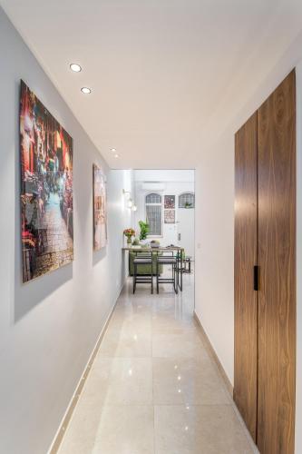 Φωτογραφία από το άλμπουμ του Adama by Sweett - Mahane Yehuda Apartments στην Ιερουσαλήμ