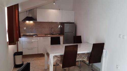 Matea Vica apartman, Vodice