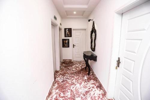 Фотография из галереи Thikana Hotel в городе Музаффарабад