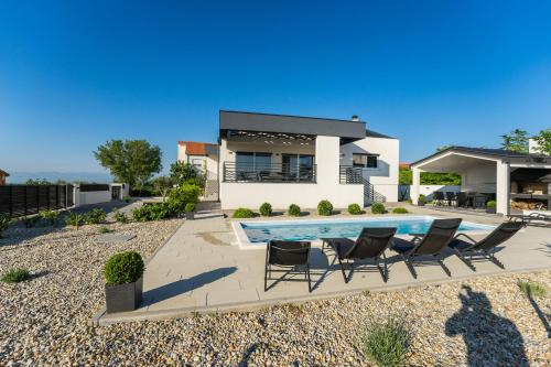 Villa Barbara-holiday home with sea view