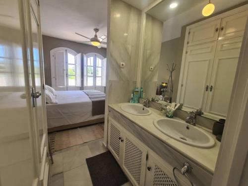 Townhouse in Marbella - Walking distance to Puerto Banus