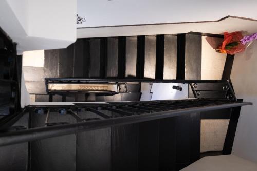 Hotel Borgo di Ciàulaにあるキッチンまたは簡易キッチン