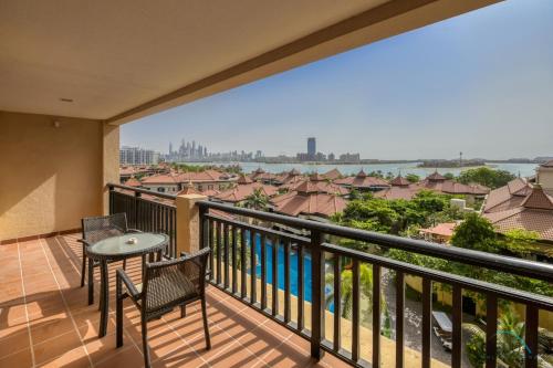 Balkón nebo terasa v ubytování Heavenly 1BR at Royal Amwaj Residences North Palm Jumeirah by Deluxe Holiday Homes