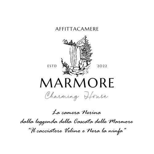 Marmore Charming Houseに飾ってある許可証、賞状、看板またはその他の書類