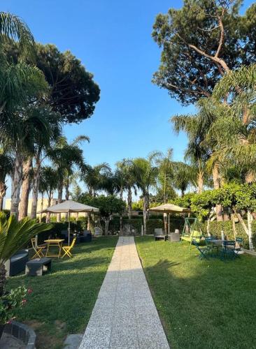 Κήπος έξω από το B&B Green Oasis