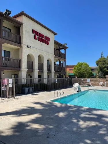 Palms Inn & Suites in Lancaster