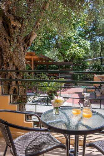 Balkón nebo terasa v ubytování Wilde Rose Hotel