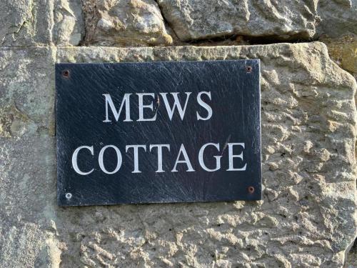 Charming Barn Conversion on Private Estate – Photos 2