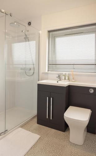 Ένα μπάνιο στο Cuan - Luxury accommodation, Balivanich, Benbecula
