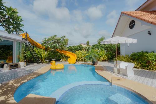 Πισίνα στο ή κοντά στο Baan Kiang Lay Phu View Private Pool Villa in Central Hua Hin