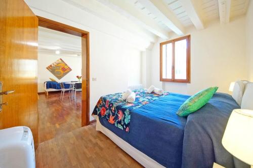 Llit o llits en una habitació de Ca' Canal View San Marco 492 WI-FI Fibre