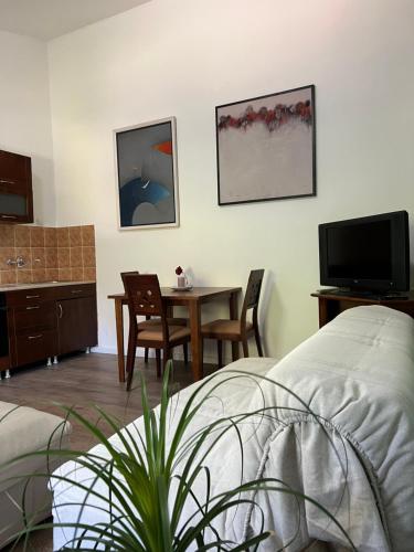 Gallery image of Hotel Lavanda in Donja Kostanjica
