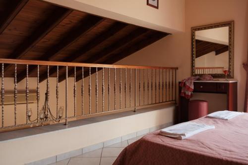 Una cama o camas en una habitación de Ballas Paradise
