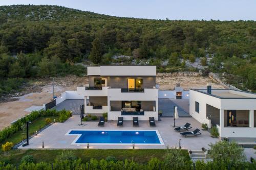 Villa Bura – Photos 2