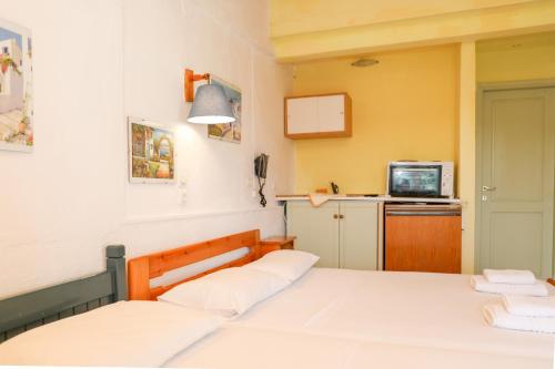 Gallery image of Hotel Aggeliki in Skopelos Town