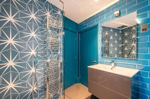 Phòng tắm tại The Rockefeller Apartments