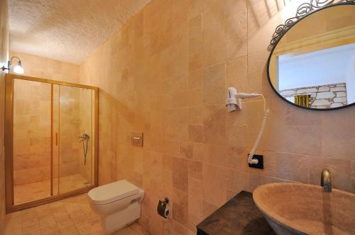 Ванна кімната в Cesme Elysium Hotel
